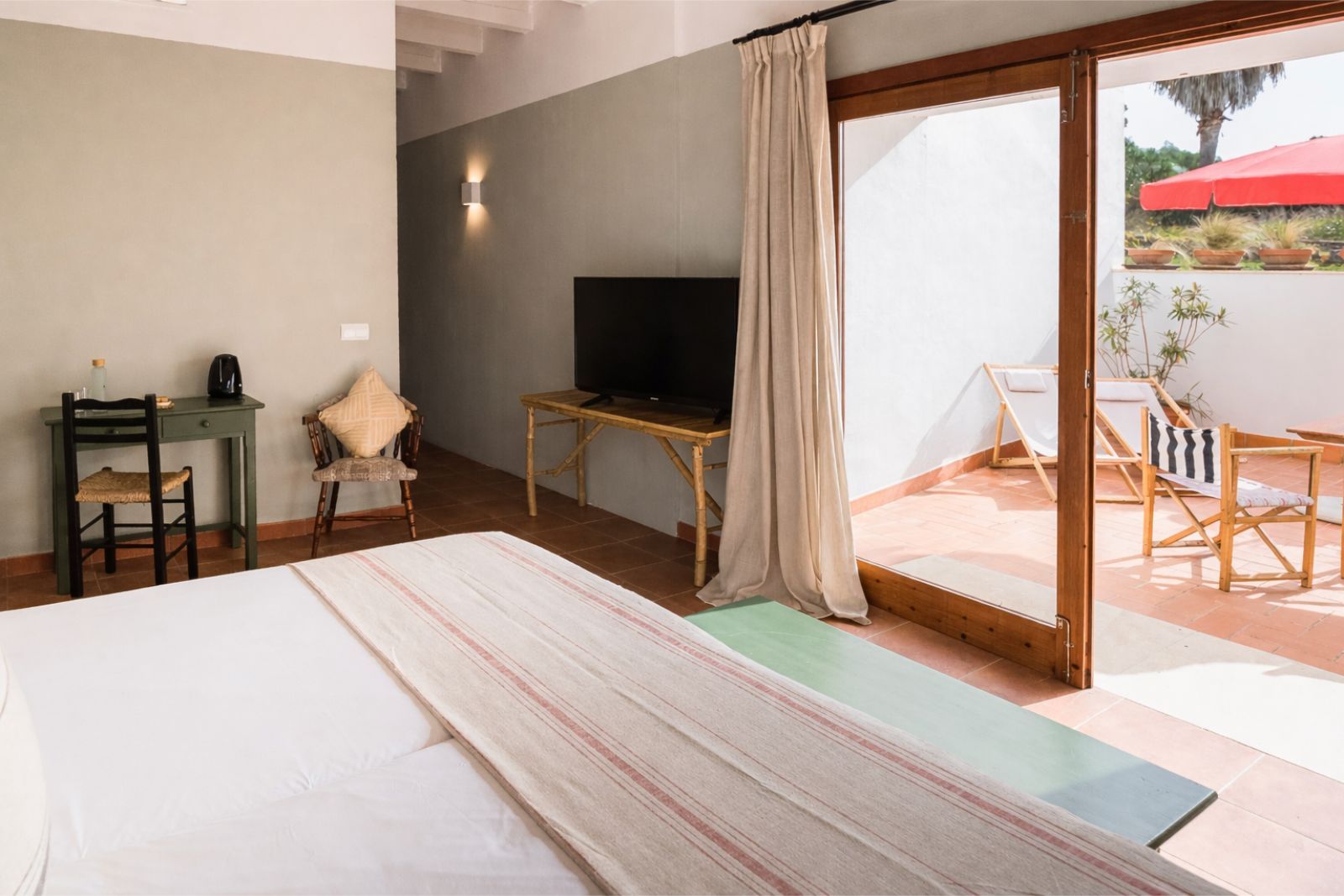Junior Suite with Balcony in Llucatx Menorca