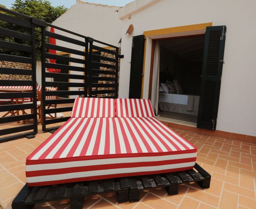 Cama balinesa