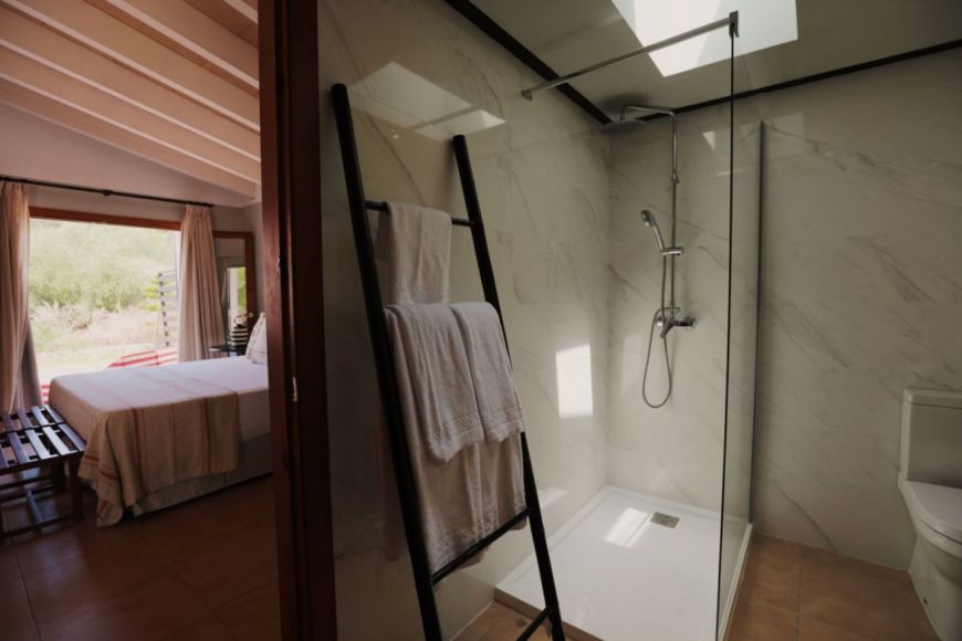 Habitación y ducha