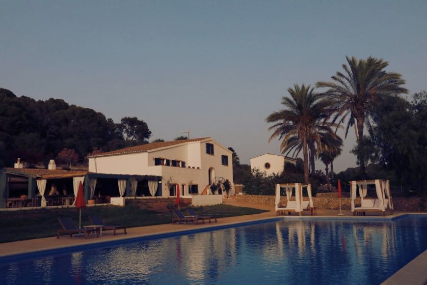 Atardecer en la piscina de Llucatx